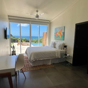 Deluxe Suite Sea View
